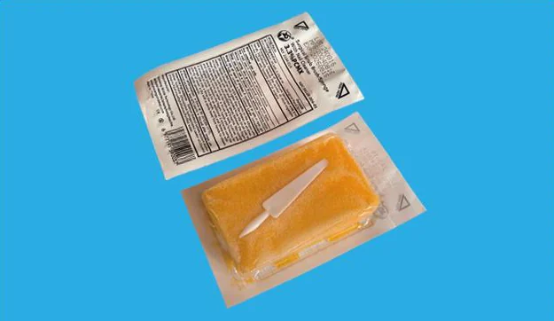 Bàn chải phẫu thuật kèm dung dịch PCMX 3,3% 2504-01A
