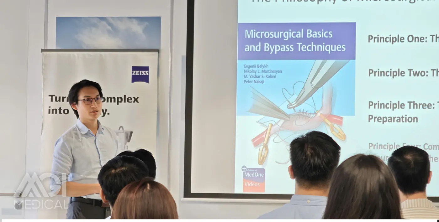 Buổi sáng của workshop: phần giảng về nguyên lý vi phẫu. Ảnh: MGI Medical.